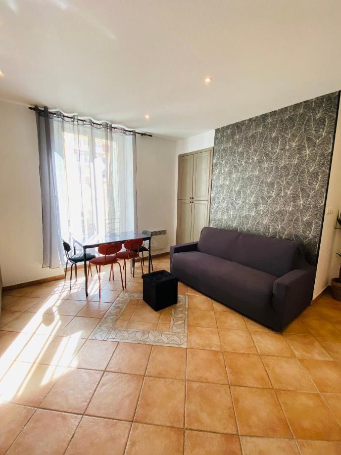 Corso Home- In Apartment